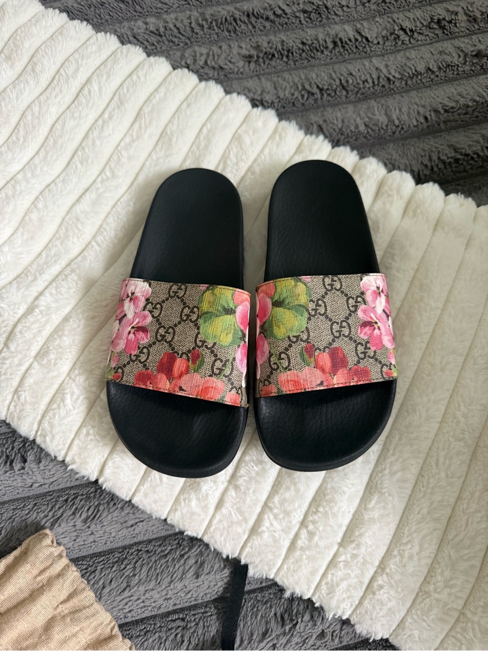 Gucci Floral Logo Slide Sandals in Black, Pink and Green